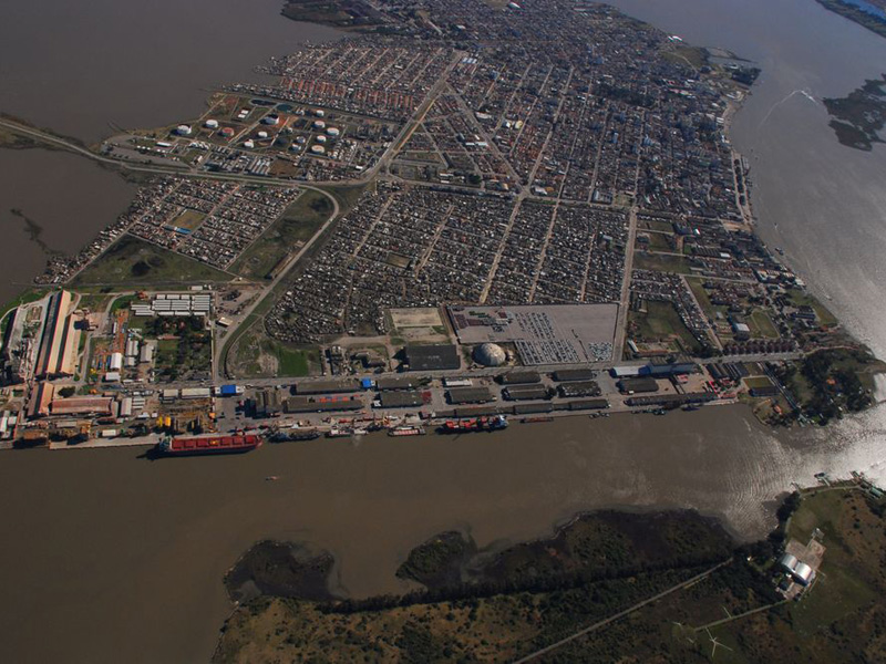Inspeção de contêineres no Porto de Rio Grande