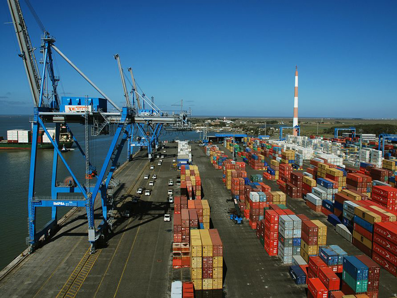 Porto de Rio Grande - Terminal de contêineres em operação